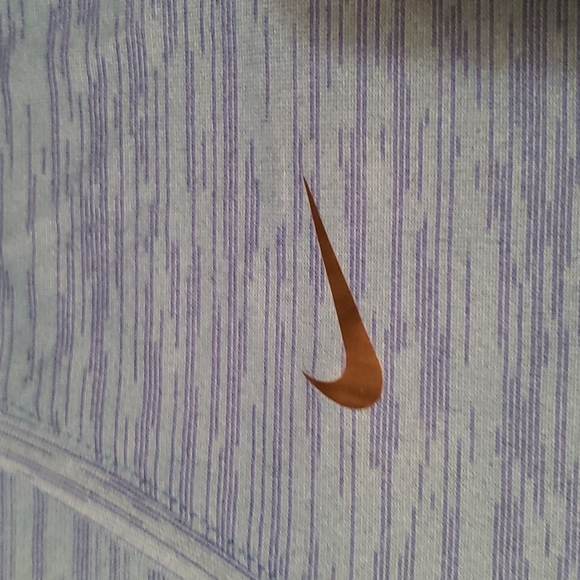 Nike Women's Blue Tee-shirt - Picture 5 of 10